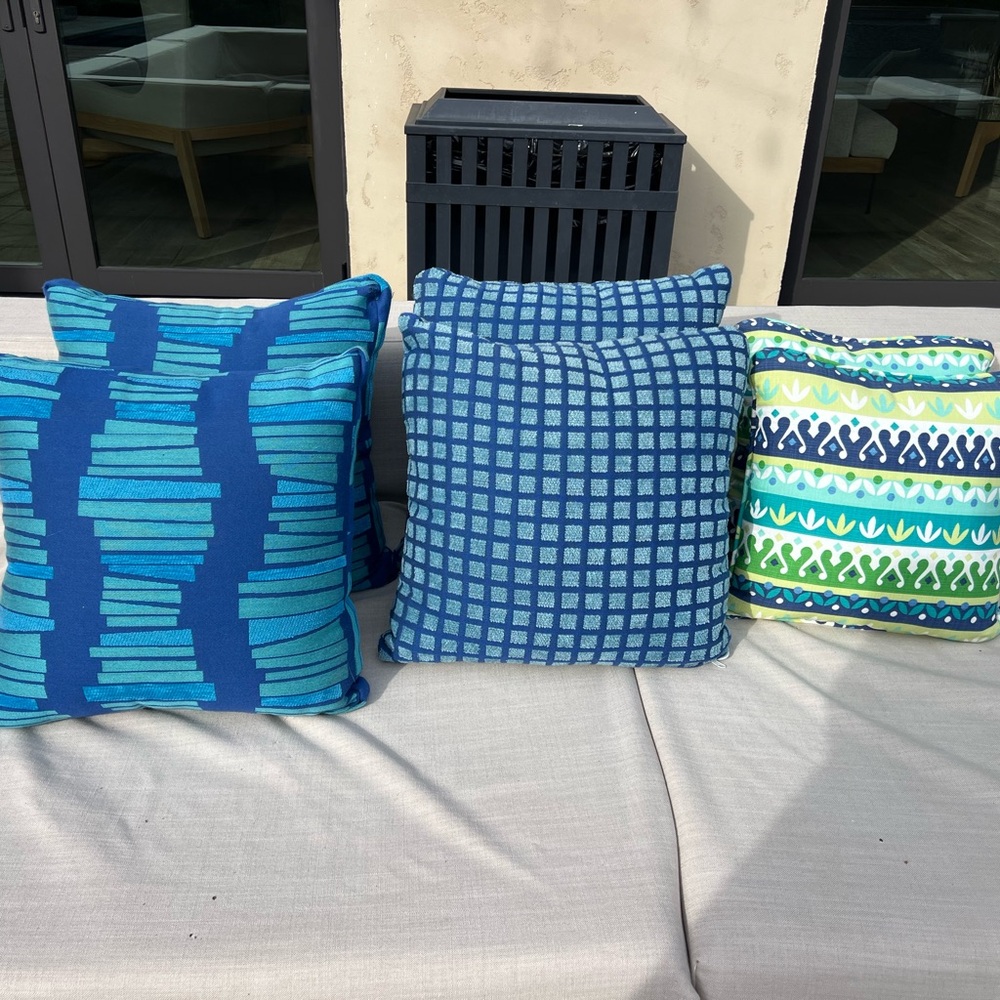 Frontgate Blue Green Outdoor Throw Pillows 6 Total, 2 of each pattern
